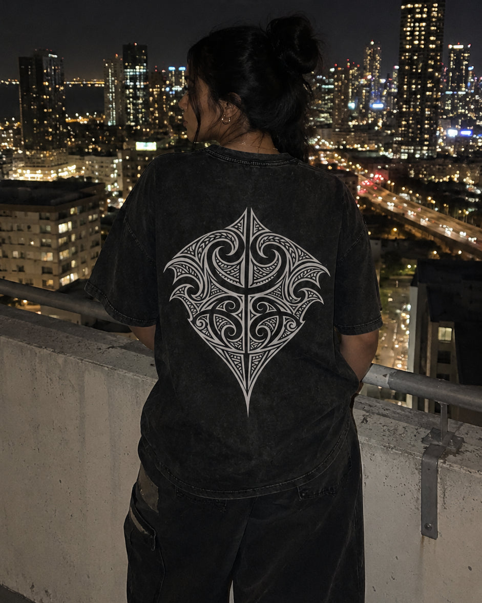Mana - Oversized T-Shirt - 001